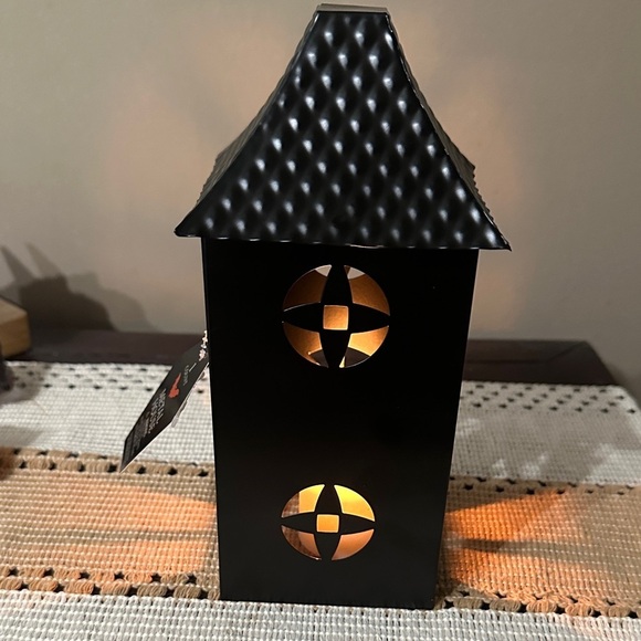 Metal Haunted House Tea Light Decor - Picture 3 of 9